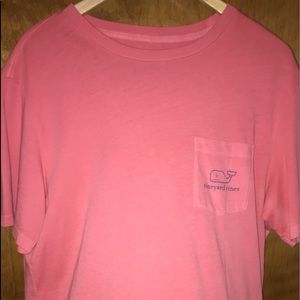 Vineyard vines T-shirt never worn!